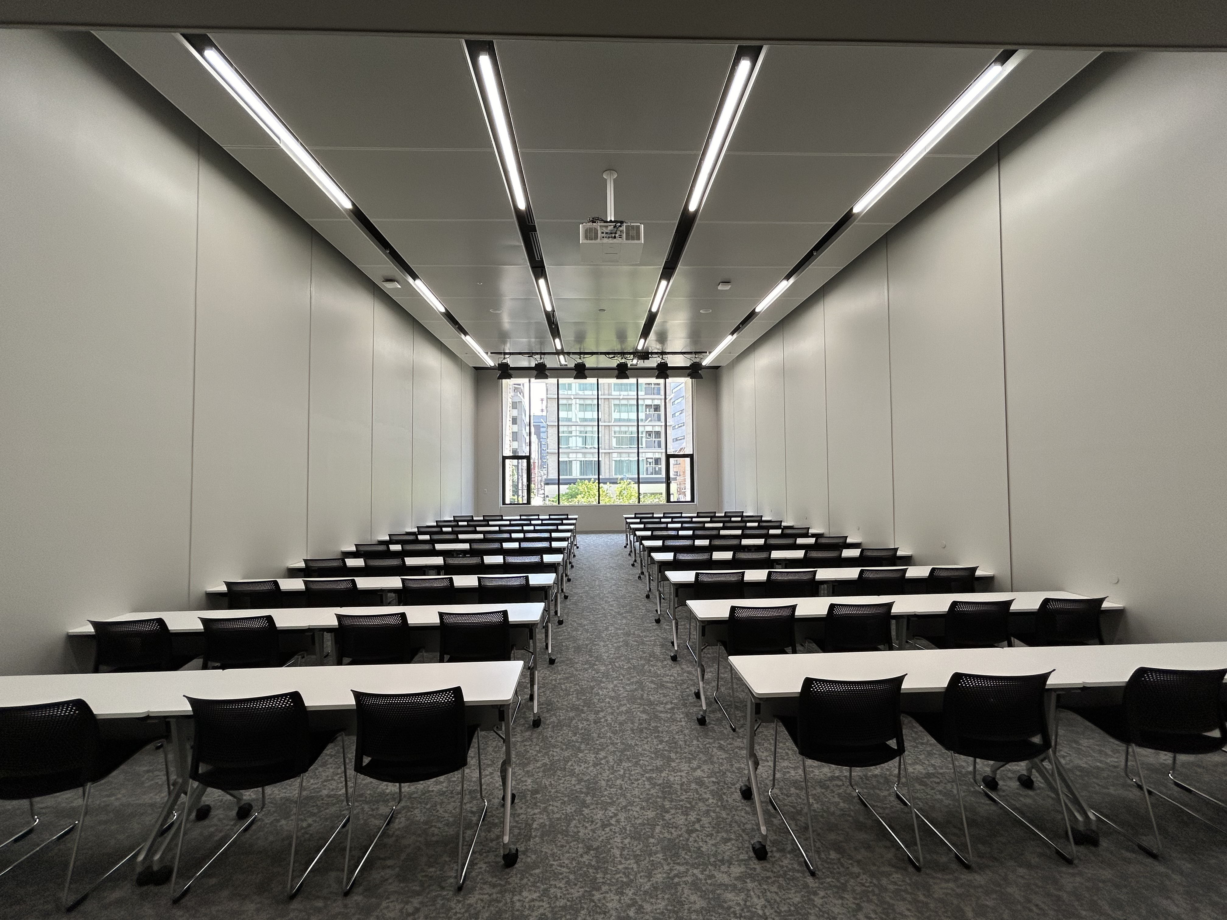 新虎安田ビルNIKAI conference RoomC