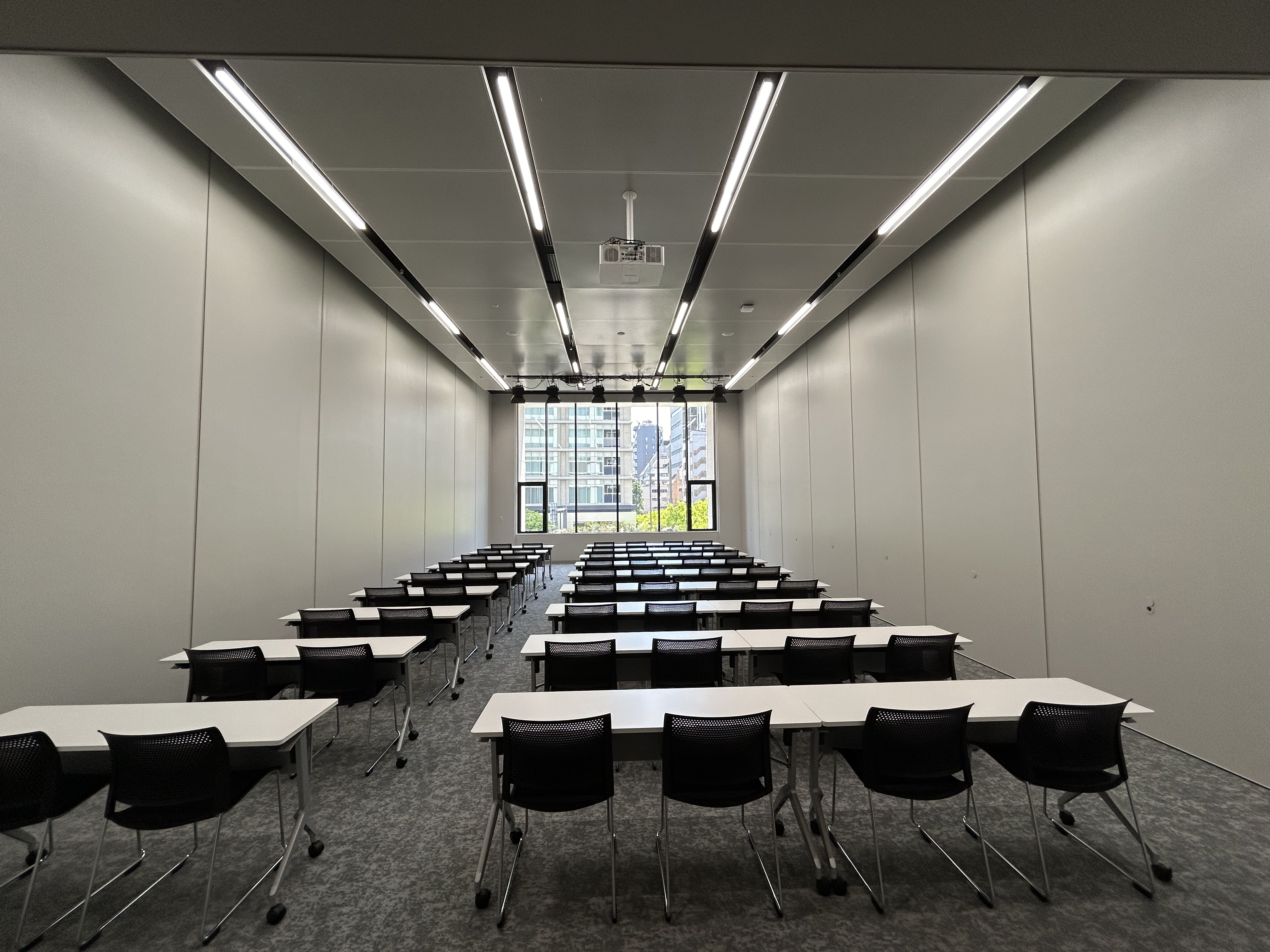 新虎安田ビルNIKAI conference RoomB