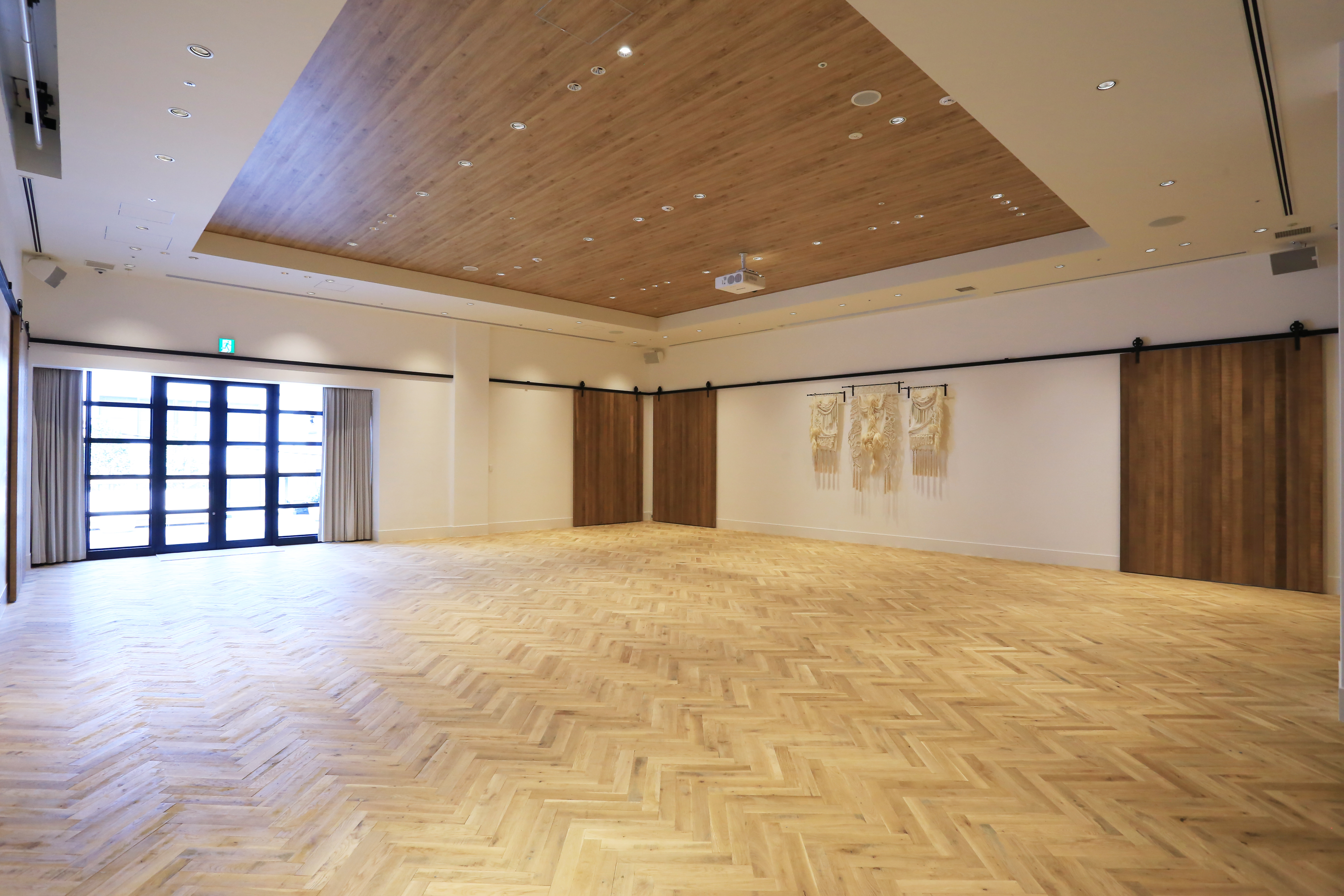 Image{width=5472,height=3648,url='https://21754109.fs1.hubspotusercontent-na2.net/hubfs/21754109/%E3%80%90%E4%BC%9A%E5%A0%B4%E6%8E%A2%E3%81%97%E3%82%B3%E3%83%BC%E3%83%87%E3%82%A3%E3%83%8D%E3%83%BC%E3%82%BF%E3%83%BC%E3%80%91TRUNK%20HOTEL/KEYAKI/KEYAKI-%E3%83%A1%E3%82%A4%E3%83%B3%E7%94%BB%E5%83%8F.jpg',altText='KEYAKI-メイン画像',fileId=306620348152}